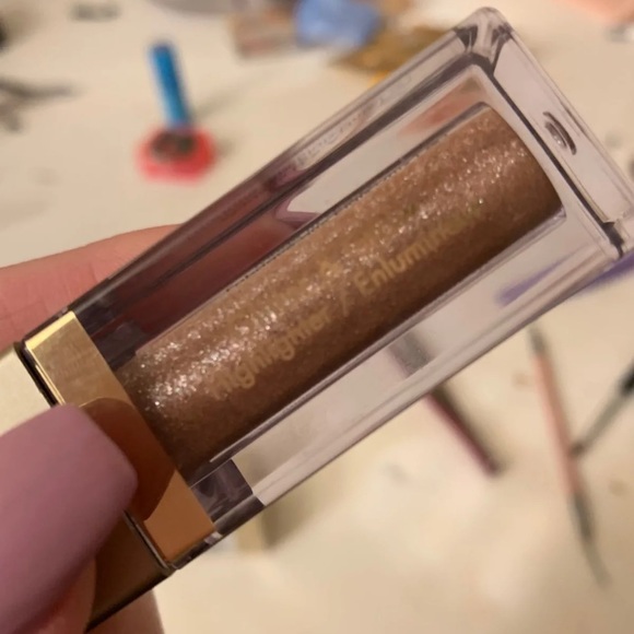 Stila glitter and glow eyeshadow - Picture 3 of 5